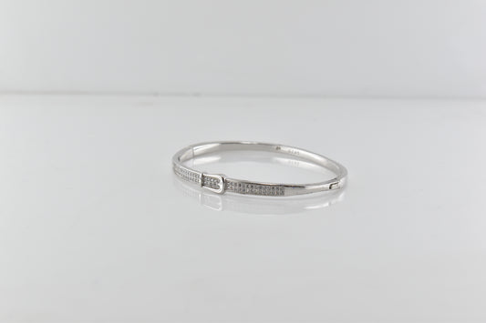 Silver Grandeur Buckle Bracelet