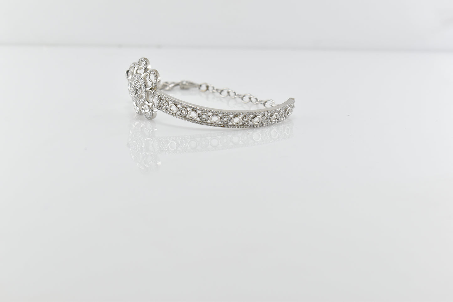 Silver Heart-Petal Bloom Bracelet