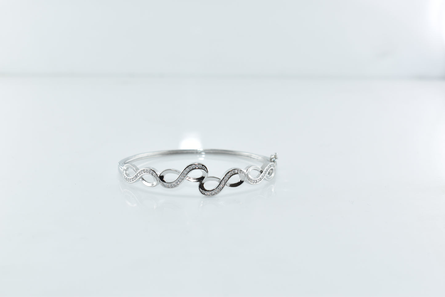 Silver Ethereal Wave Bracelet