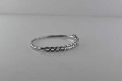 Elegant Link Silver Bracelet