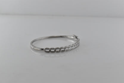 Elegant Link Silver Bracelet