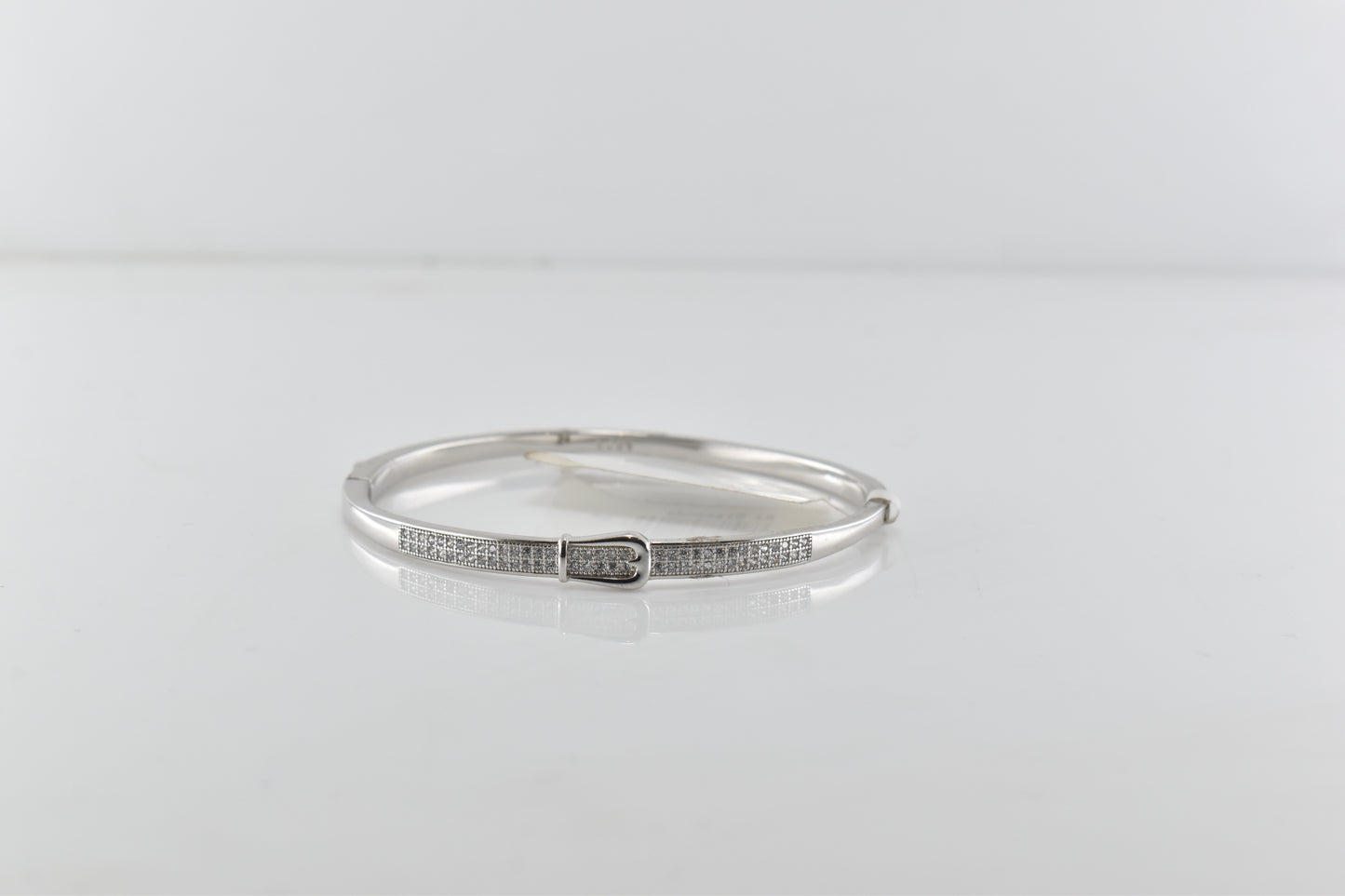 Silver Grandeur Buckle Bracelet