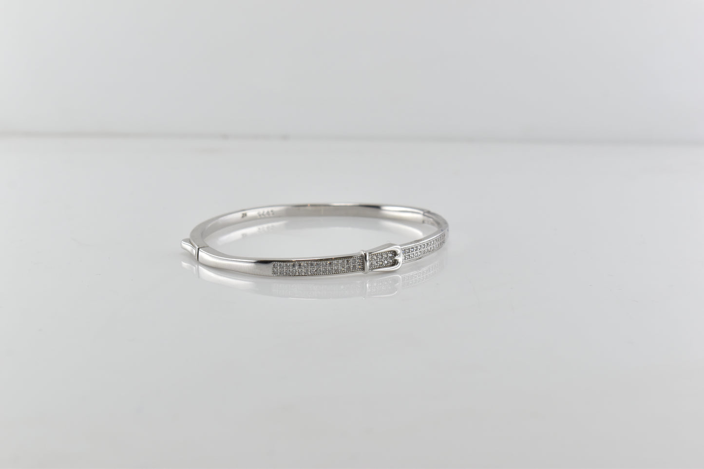 Silver Grandeur Buckle Bracelet