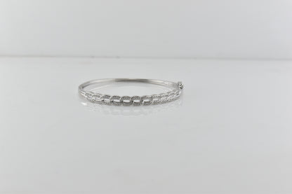 Elegant Link Silver Bracelet