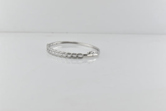 Elegant Link Silver Bracelet