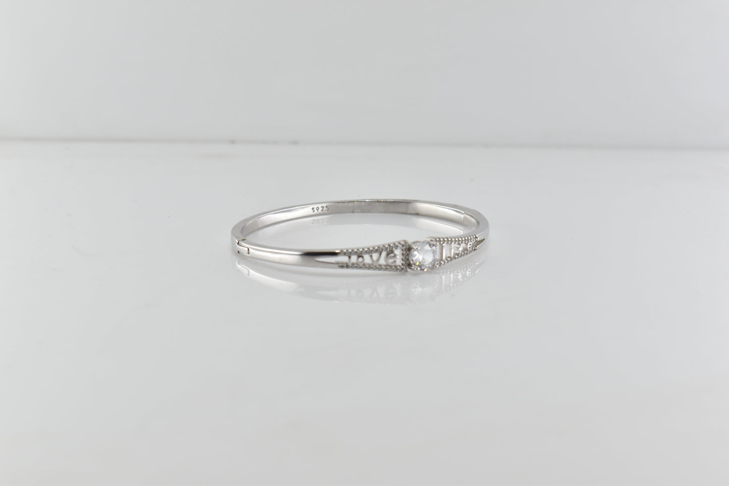 Sliver Love Solitaire Bracelet