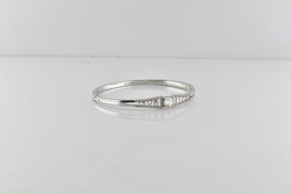Sliver Love Solitaire Bracelet