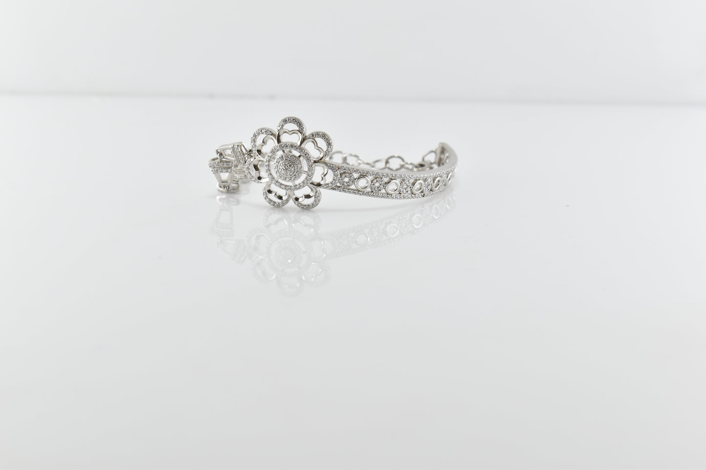 Silver Heart-Petal Bloom Bracelet