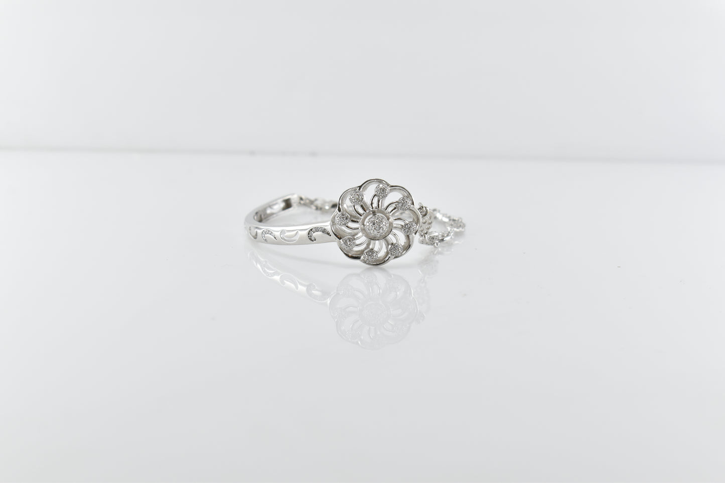 Silver Eternal Swirl Bracelet